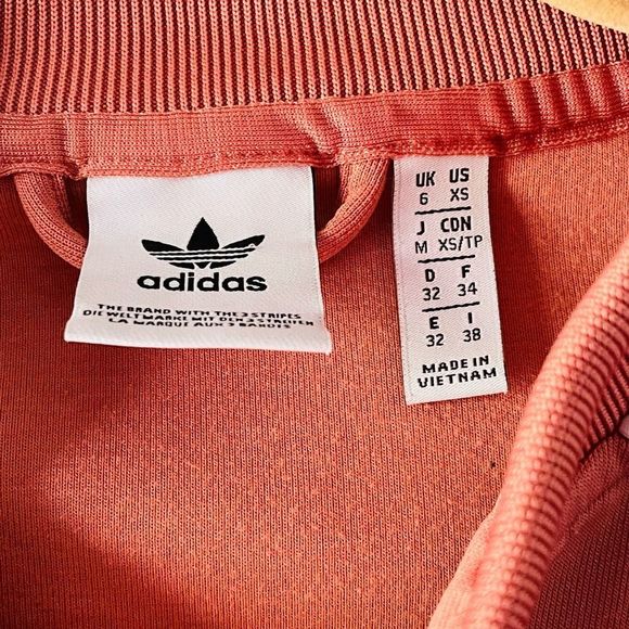 Adidas - Picture 6 of 7